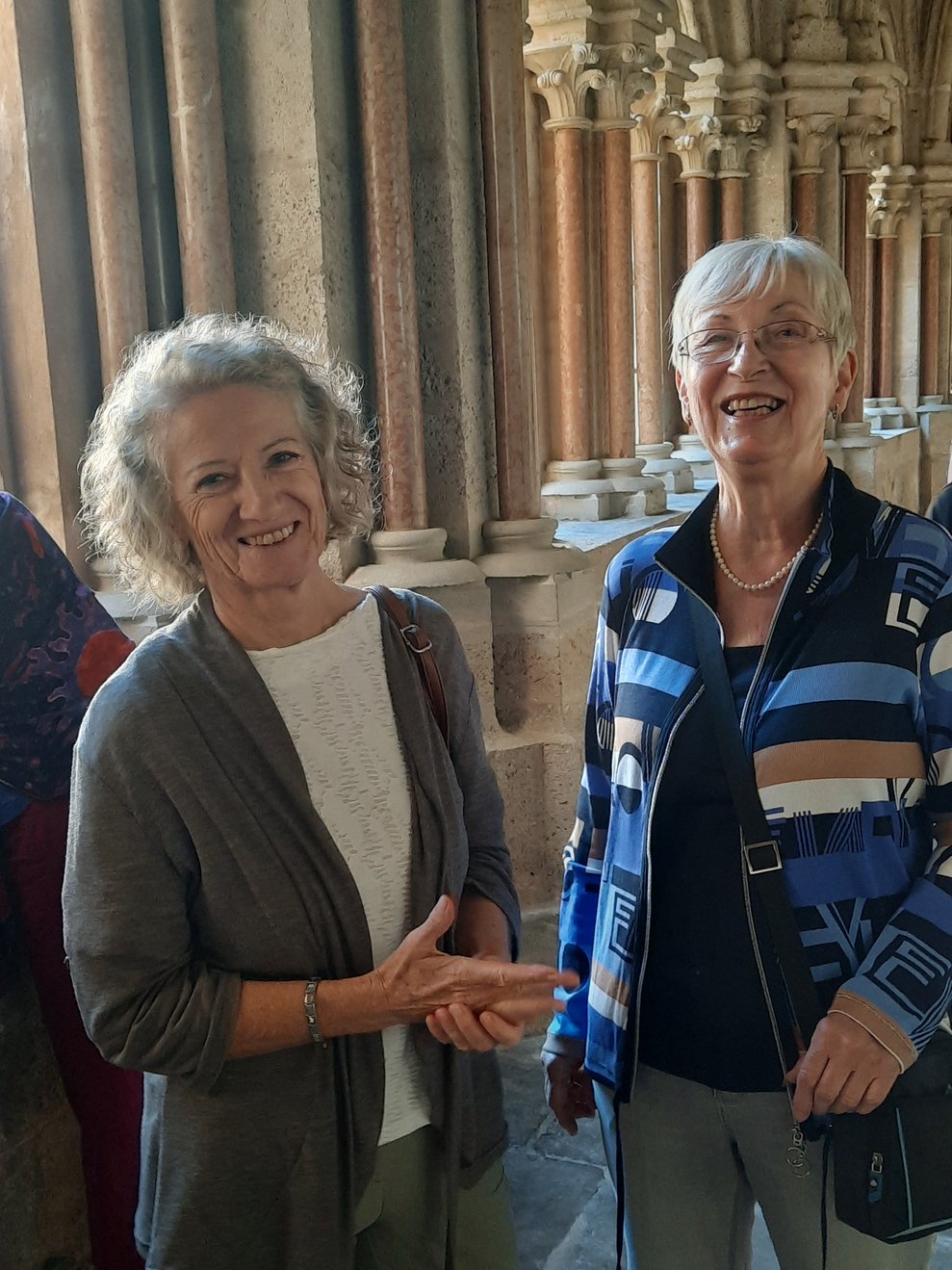 Zwei Damen im Stift