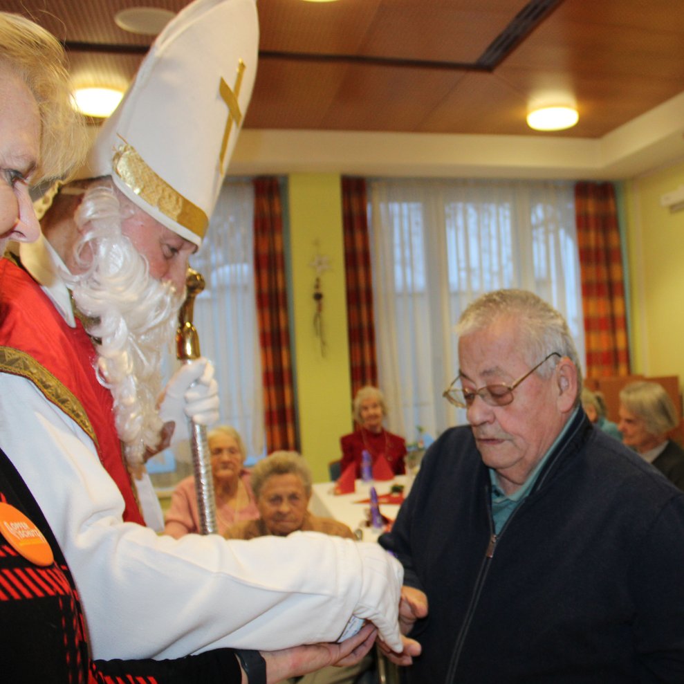 Nikolausfeier mit Wortgottesdienst