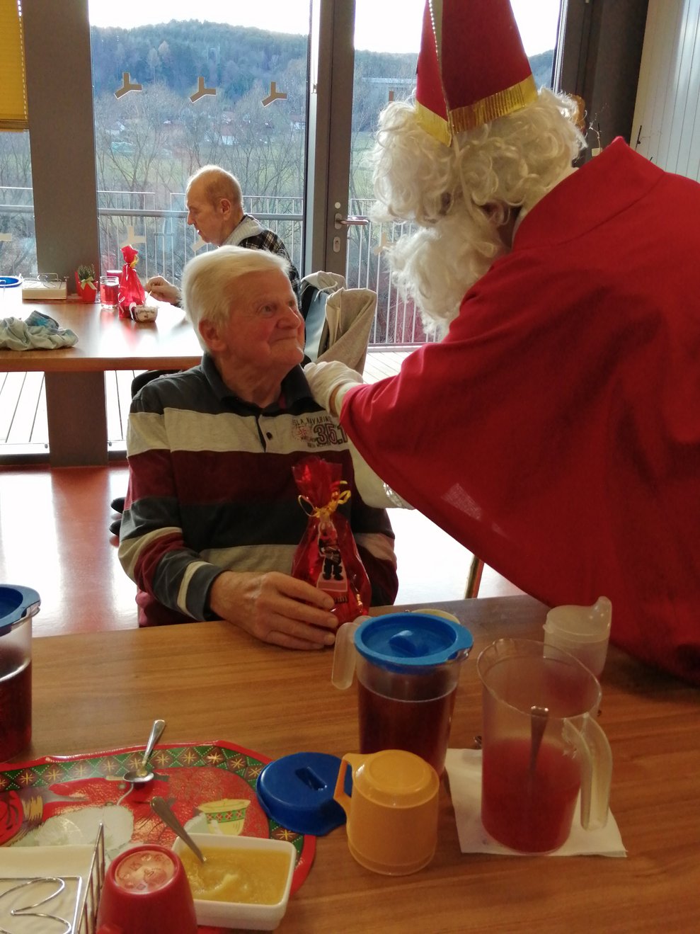 Frohe Weihnachten, Herr Tanzler!