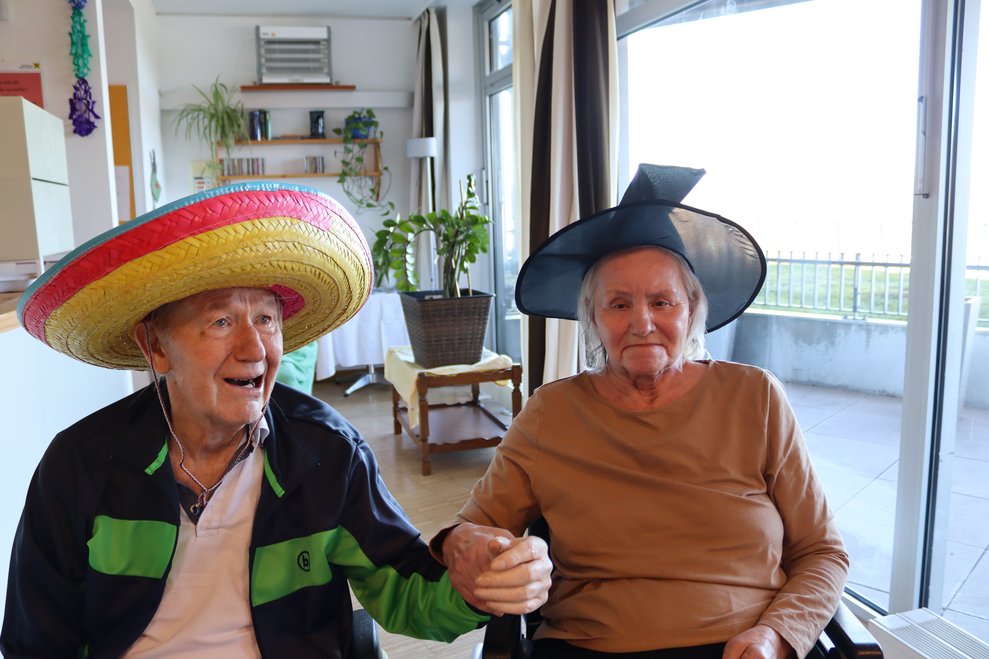 Verkleidete Personen