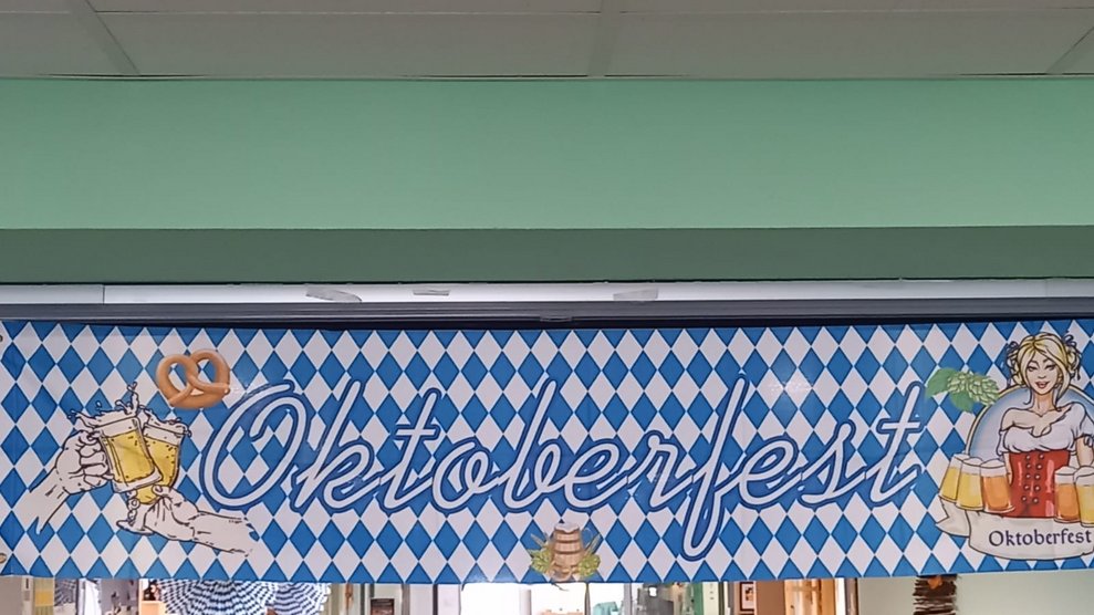 der Wohnbereich wurde natürlich passend dekoriert