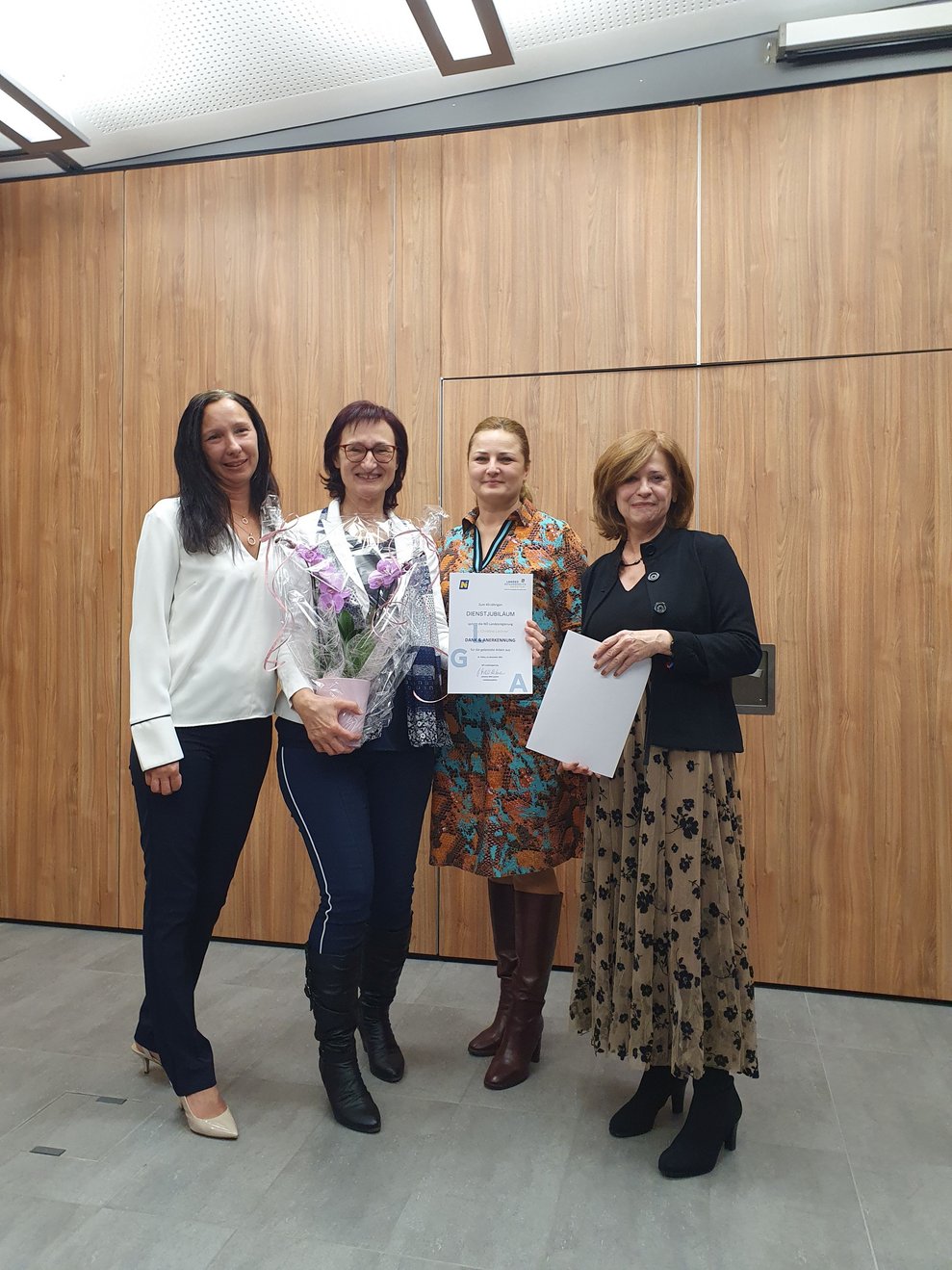 Wir gratulieren DGKP Christine Lechner zum 40jährigen Dienstjubliäum.
