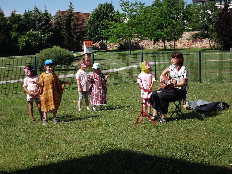 Eine Vorführung des Kindergartens Schlosspark Vösendorf