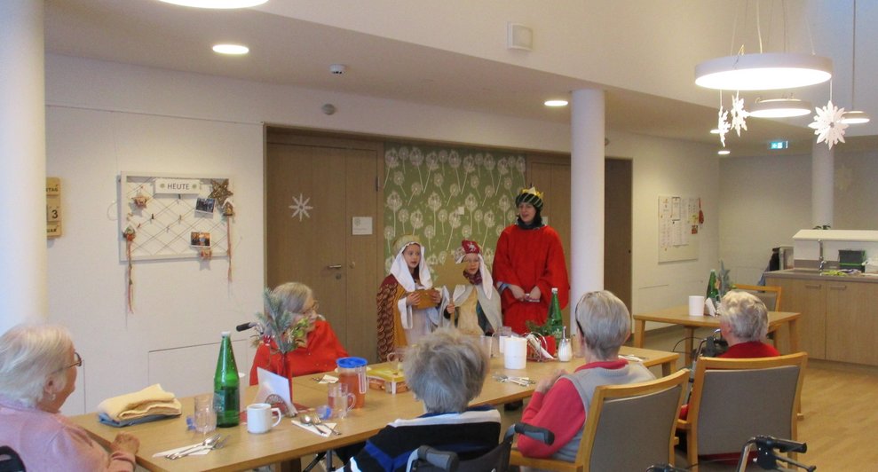 Neujahrsblasen und Sternsingen