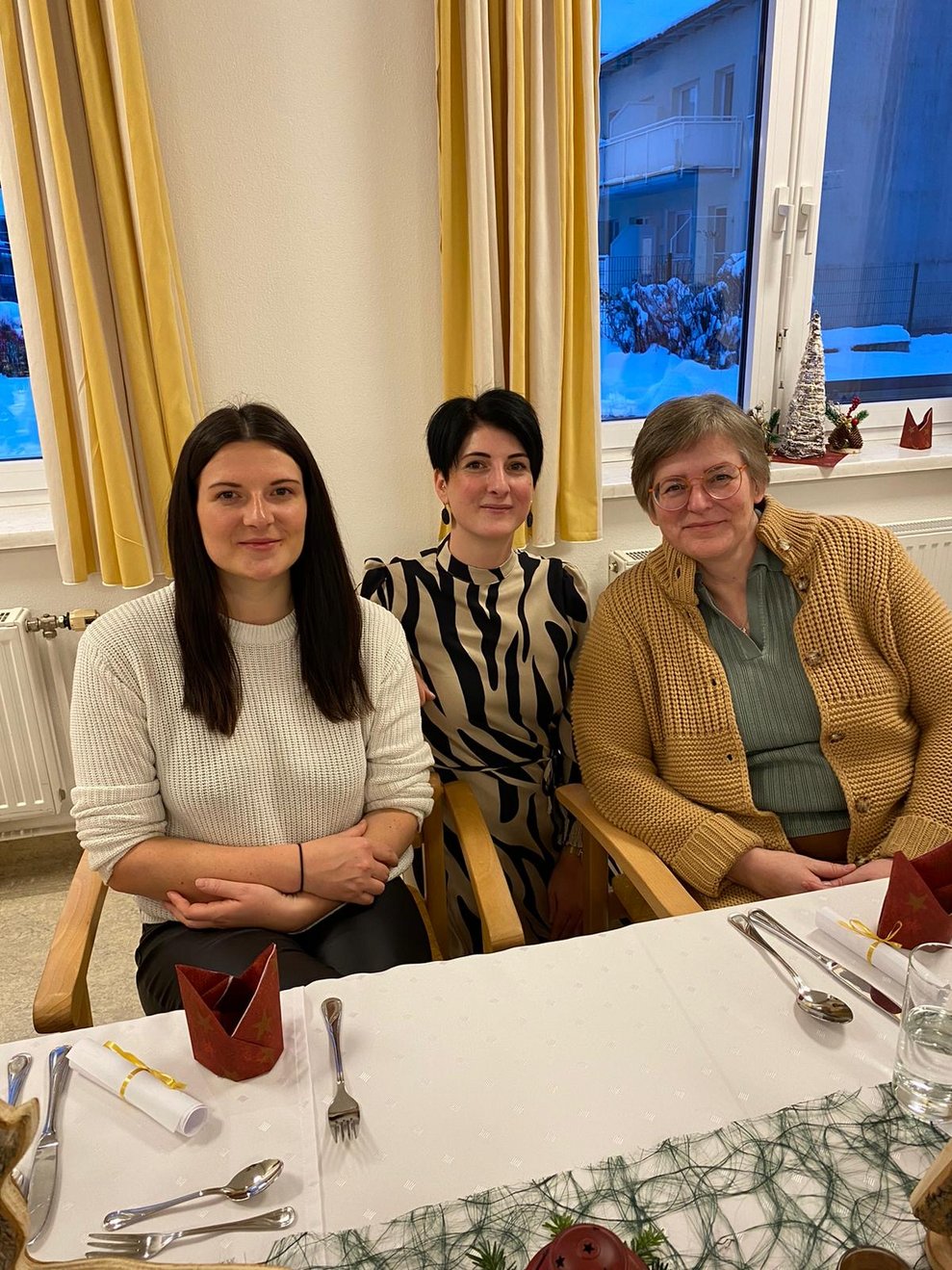 Stellv. kaufmännische Leiterin Selina, Managerin EA Julia Zechmeister und Pflegedirektorin Andrea Wingelhofer