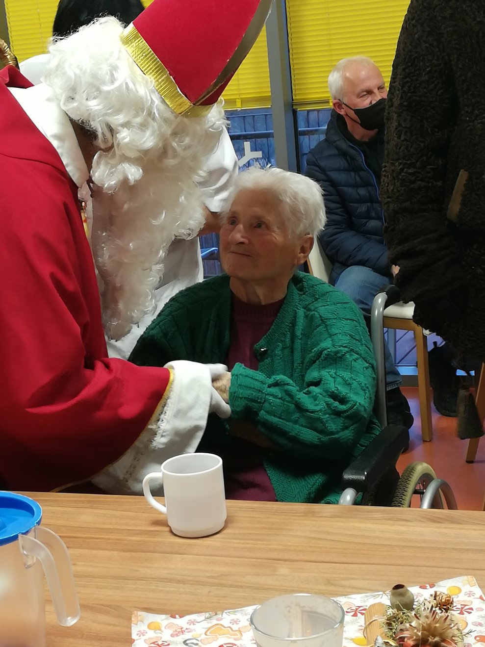 Sie hätten gerne weiße Weihnachten? Ich werde mein Bestes geben und mal beim Hl. Petrus anfragen.