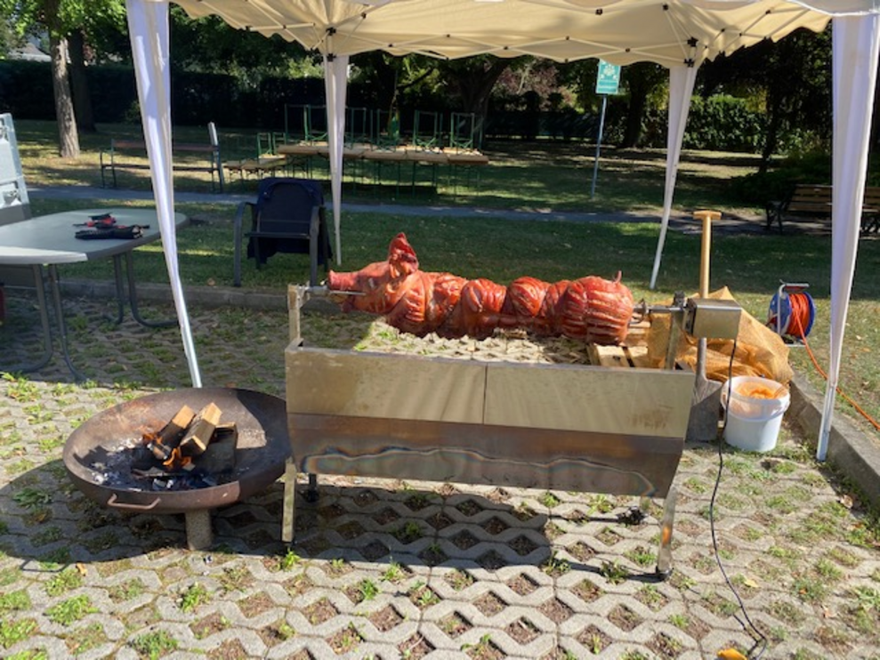 ... das Spanferkel ist fertig.
