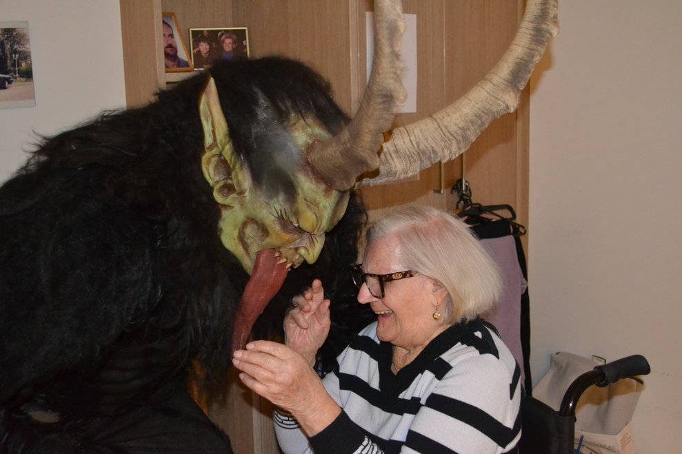 Adventmarkt & Krampuslauf mit Mantus Pass (21.11.25)