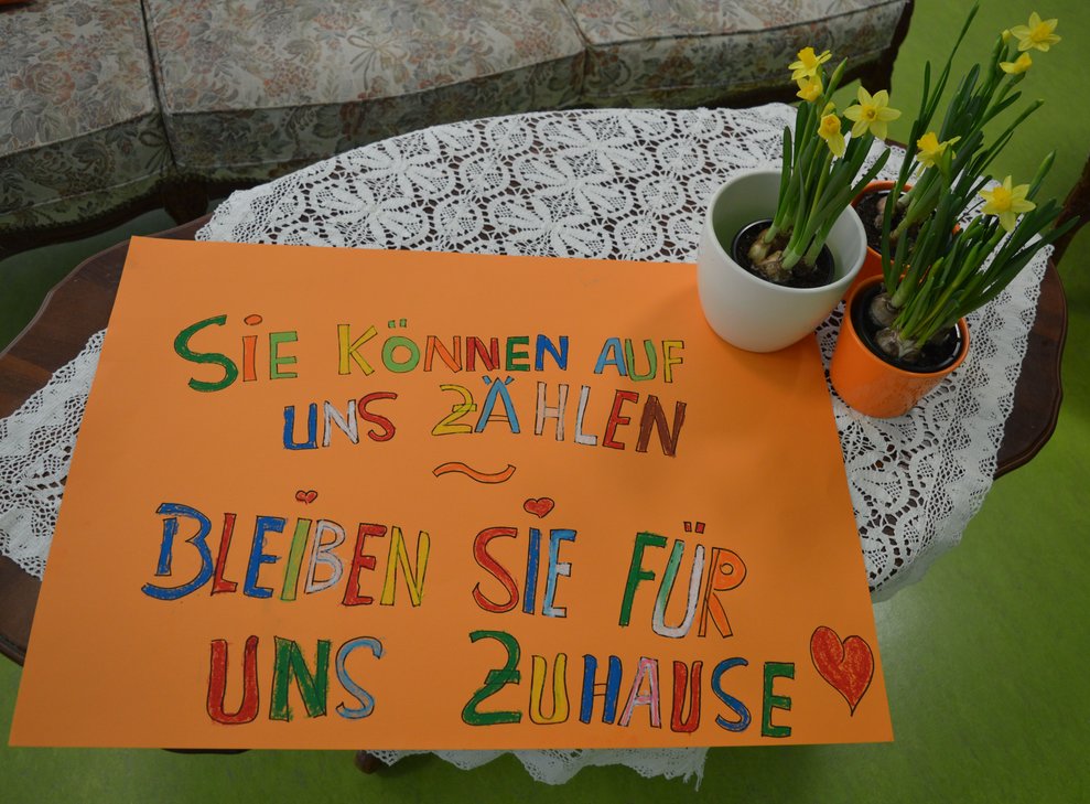 Ein Schild, auf dem "Sie können auf uns zählen" steht.