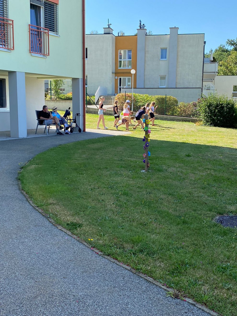zwischendurch Powern wir uns im Garten aus