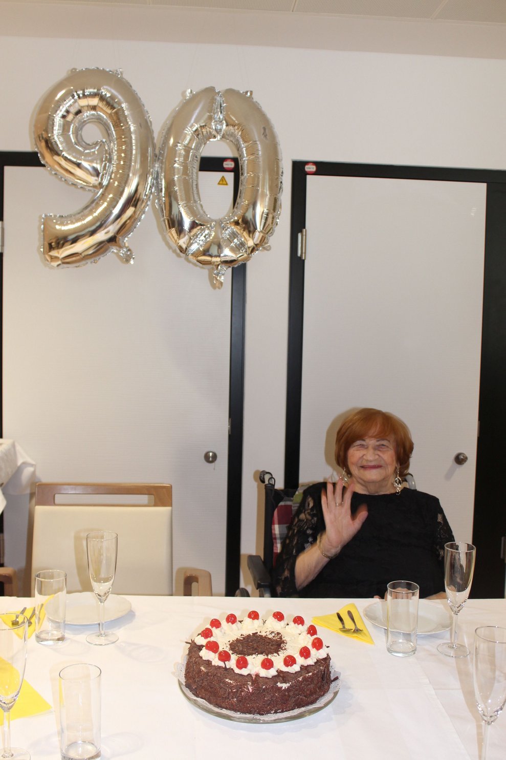 Alles, alles Liebe zum 90. Geburtstag!