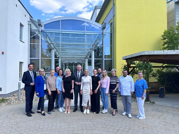 Besuch der Vorstände der NÖ LGA: Mag. Dr. Bernhard Kadlec, Mag. Gerhard Dafert, Geschäftsführung Dr. Silvia Bodi und Team des NÖ PBZ Vösendorf