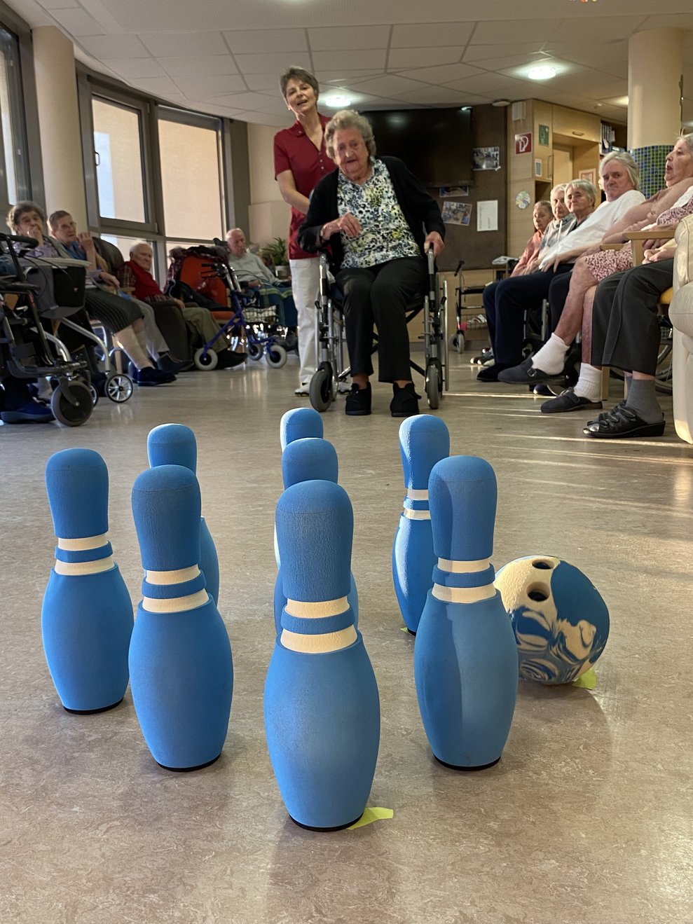 Auch mit 99 Jahren wird noch mit Begeisterung gekegelt.
