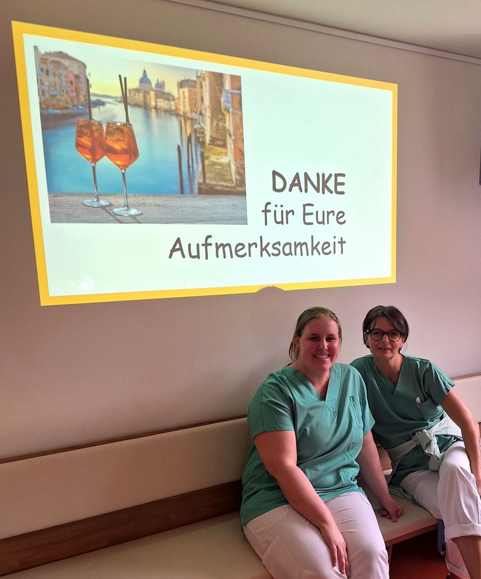 Unser aller Dank an Ehrenamtsmanagerin Esther Ziegler und unsere Alltagsbegleiterin Regina Schwarz für die Vorbereitung und Durchführung dieses wunderbaren Vortrages.