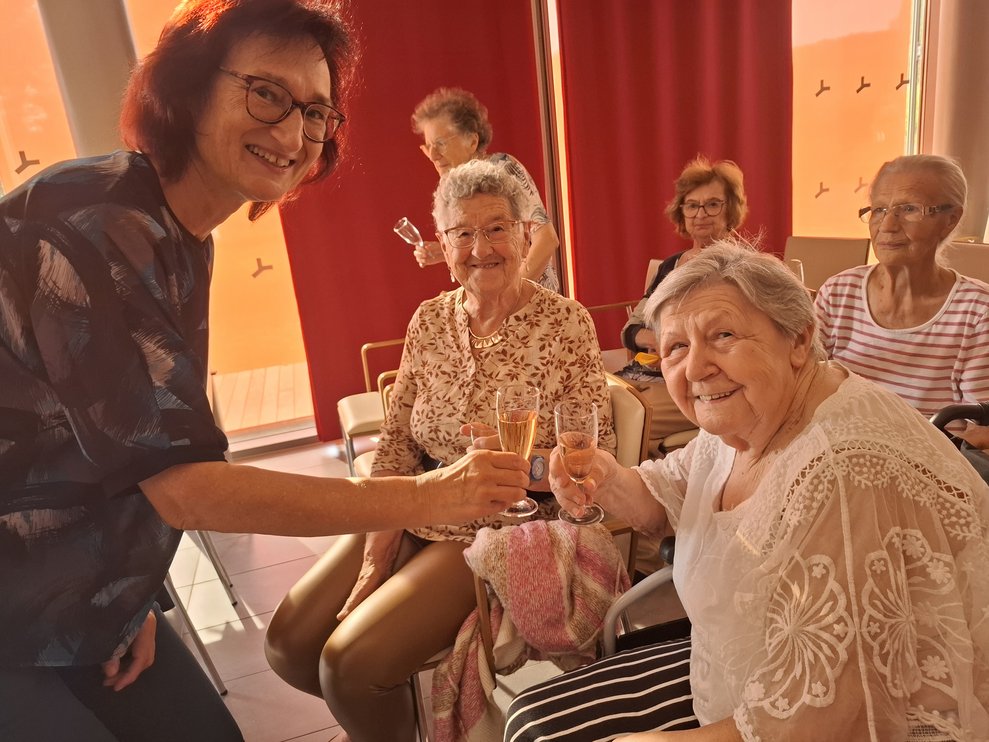 Liebe Sr. Christine, dir wird doch ohne uns ganz bestimmt langweilig, oder nicht?