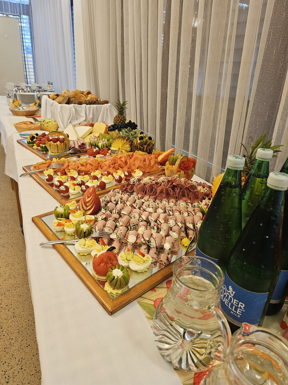 Das reichhaltige Buffet von Koch Marcel gezaubert.