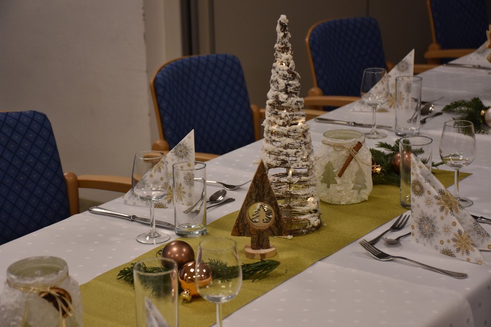 unsere gedeckte Tafel