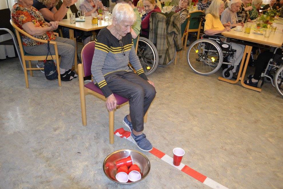 Frau beim Spiel