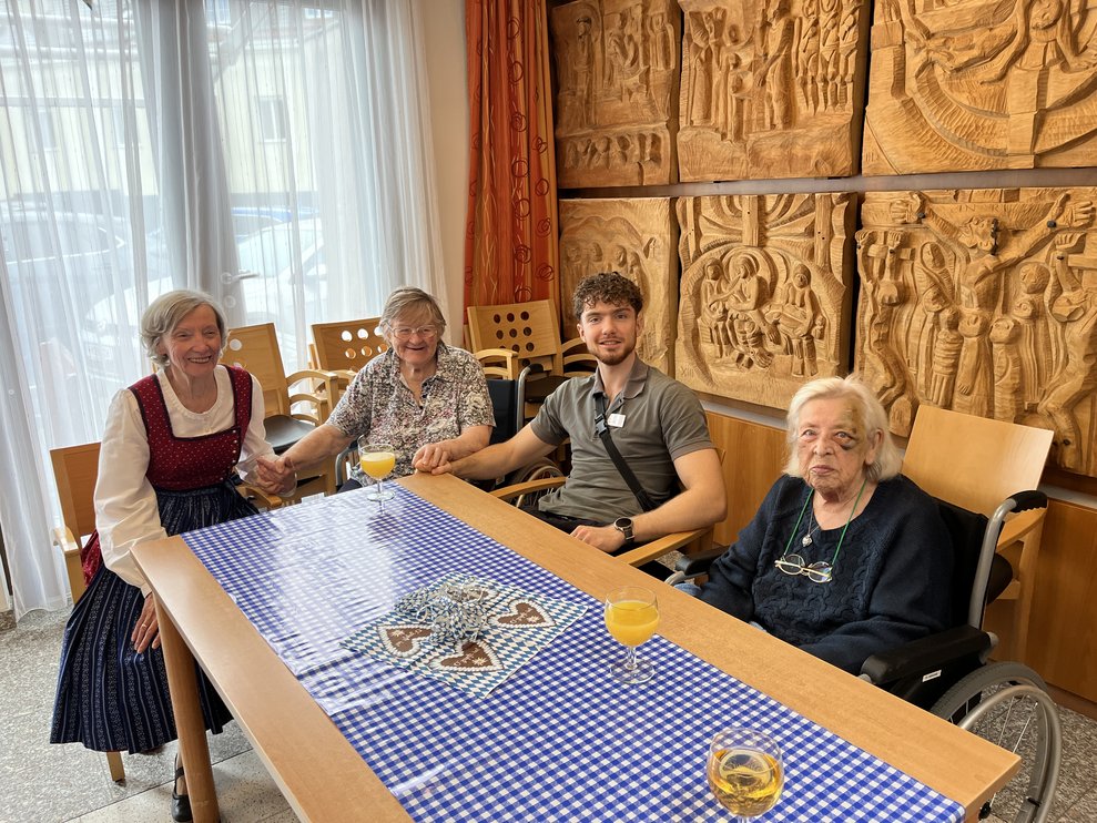 Mehrere Menschen