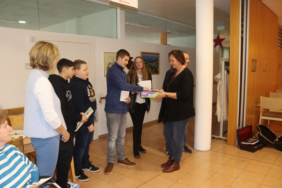 Weihnachtsgrüße der Mittelschule Wallsee