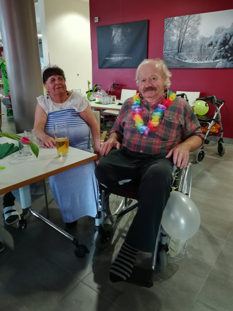Frau Kobermann und Herr Ostermann.