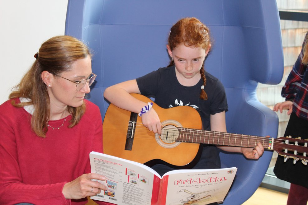 schöne Lieder einstudiert,...