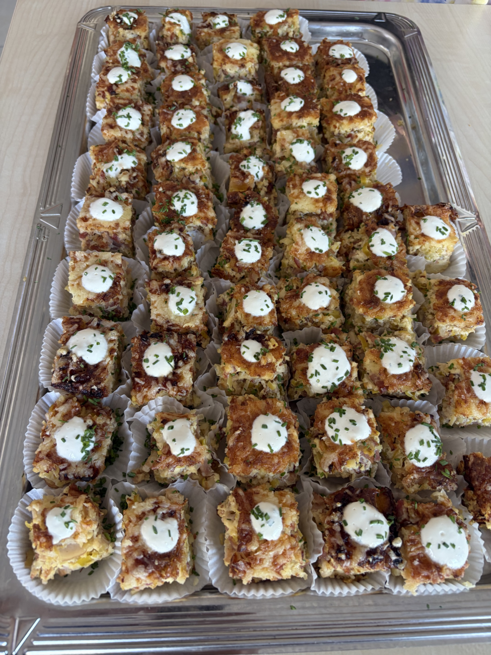kleine Häppchen mit Speck
