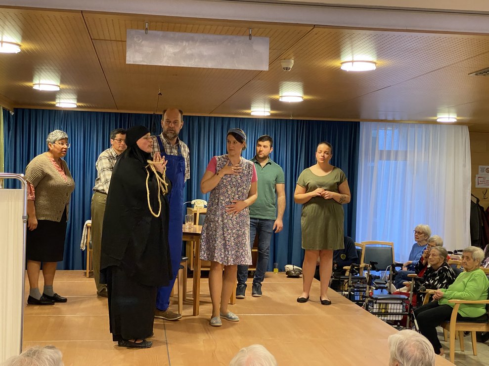 Schauspieler auf Bühne