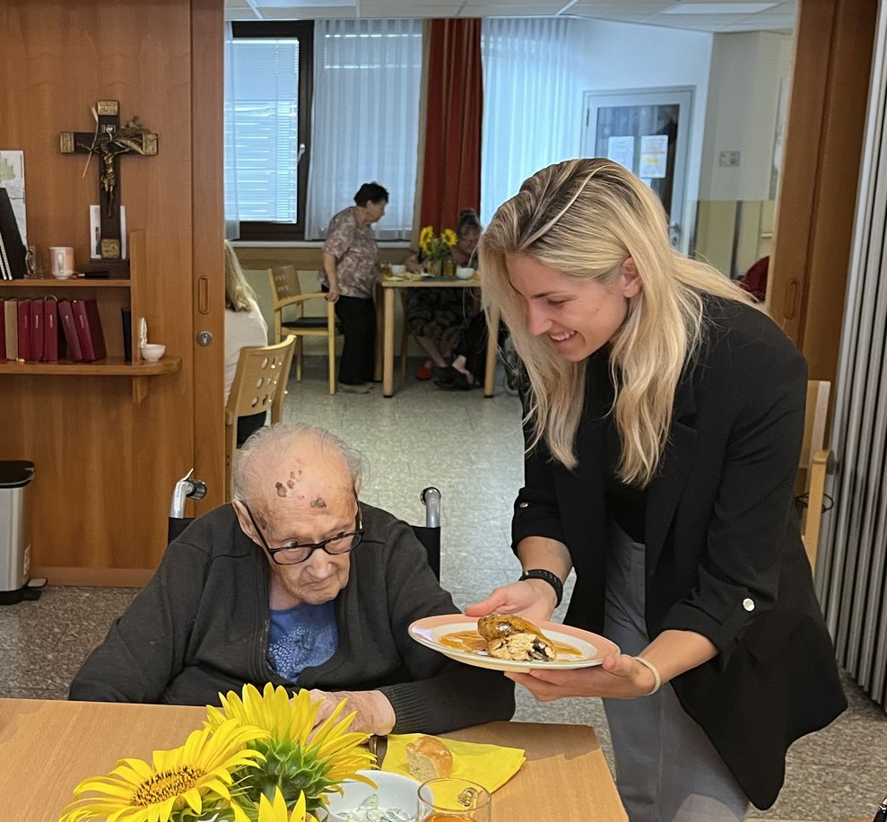 Bewohnerin mit PD Felber