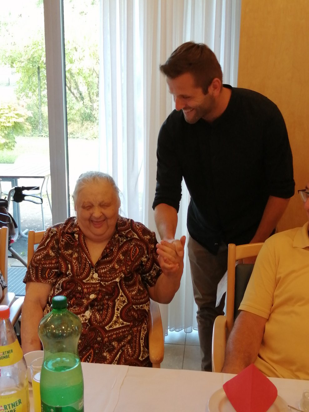 Jubilarin mit Direktor