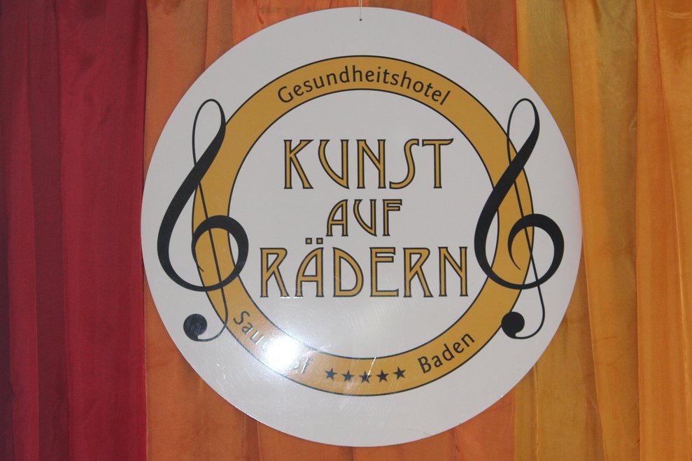 Liebes Team von „Kunst auf Rädern“ – wir freuen uns schon sehr auf euren nächsten Auftritt bei uns! 