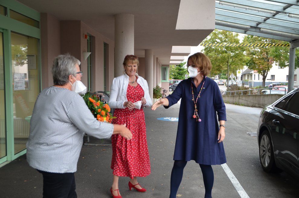 LR Teschl-Hofmeister gratuliert