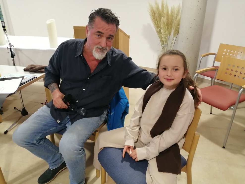 Ein Mann und ein Mädchen