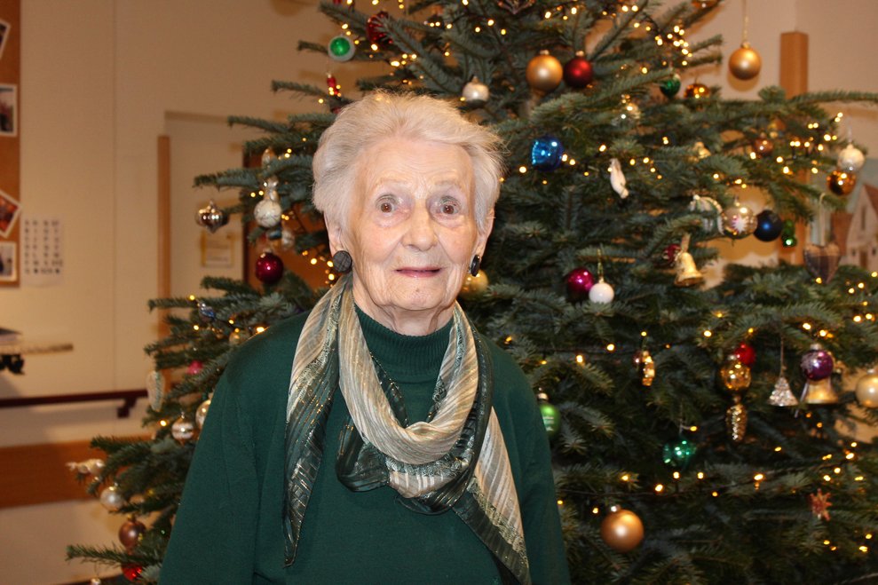 Christbäume schmücken