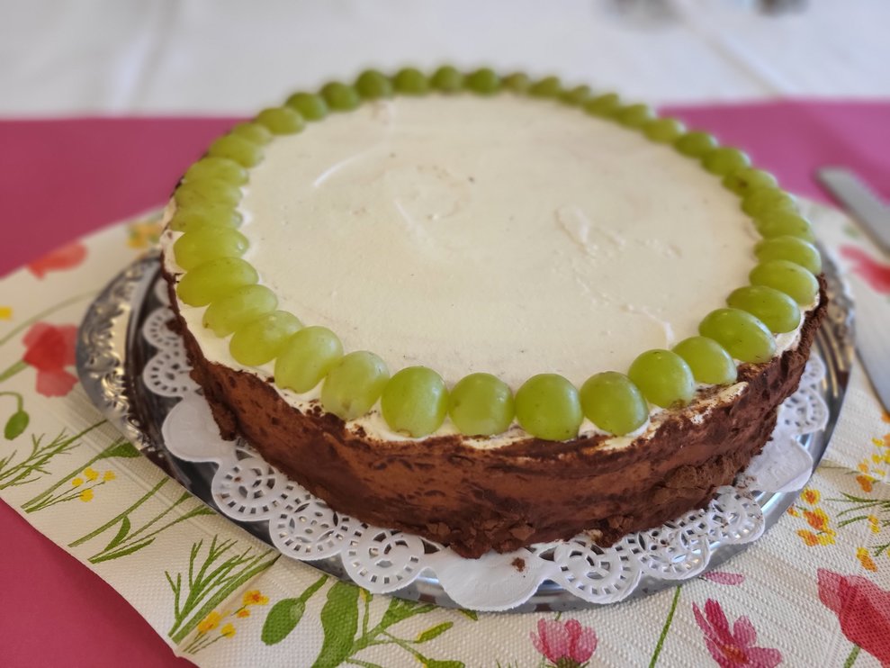 Die selbstgebackene Torte unseres Küchenteams sah nicht nur gut aus, sondern schmeckte auch hervorragend. 