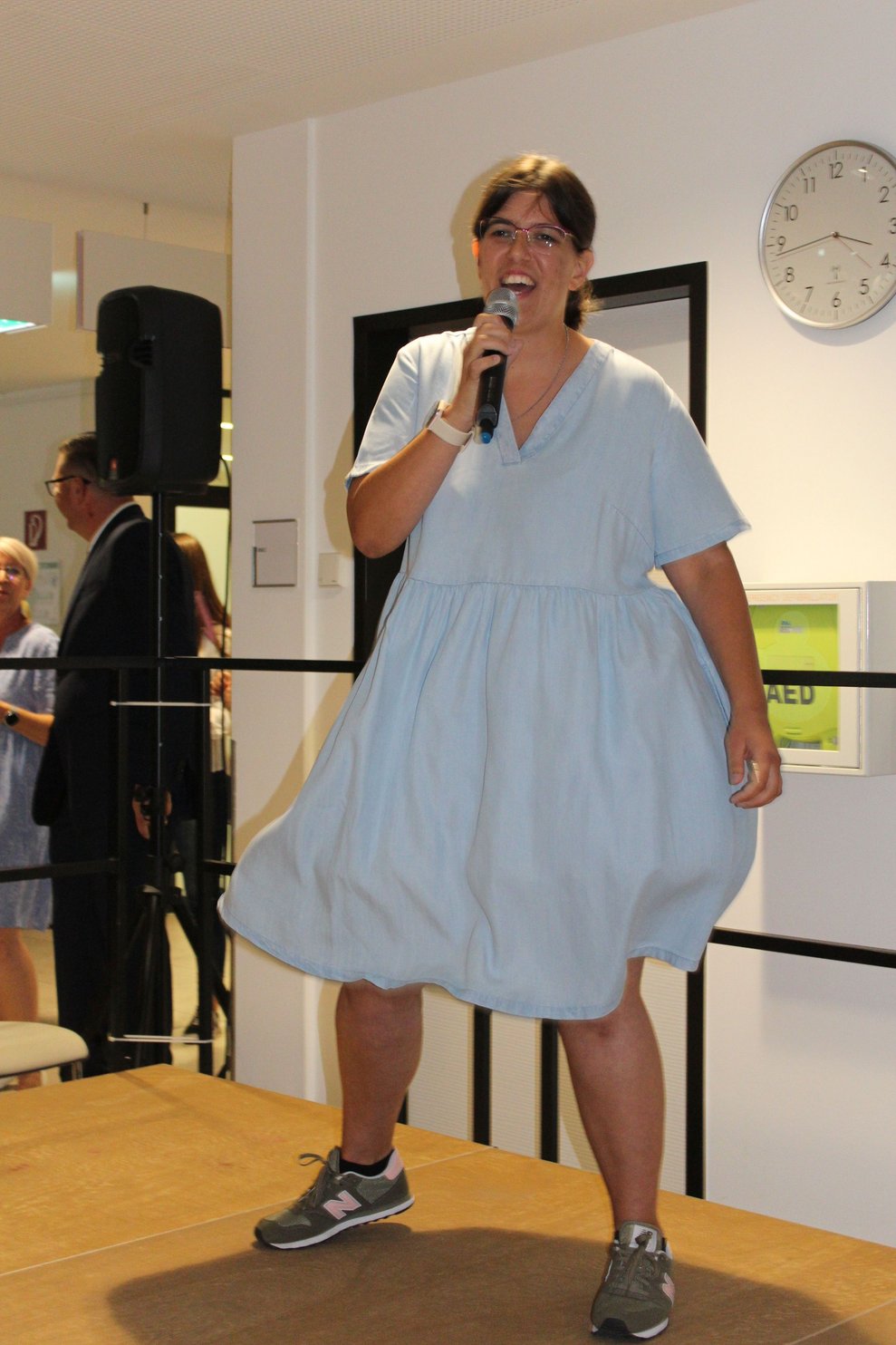 …Trude Herrs bekanntem Lied „Ich will keine Schokolade, ich will lieber einen Mann.“
