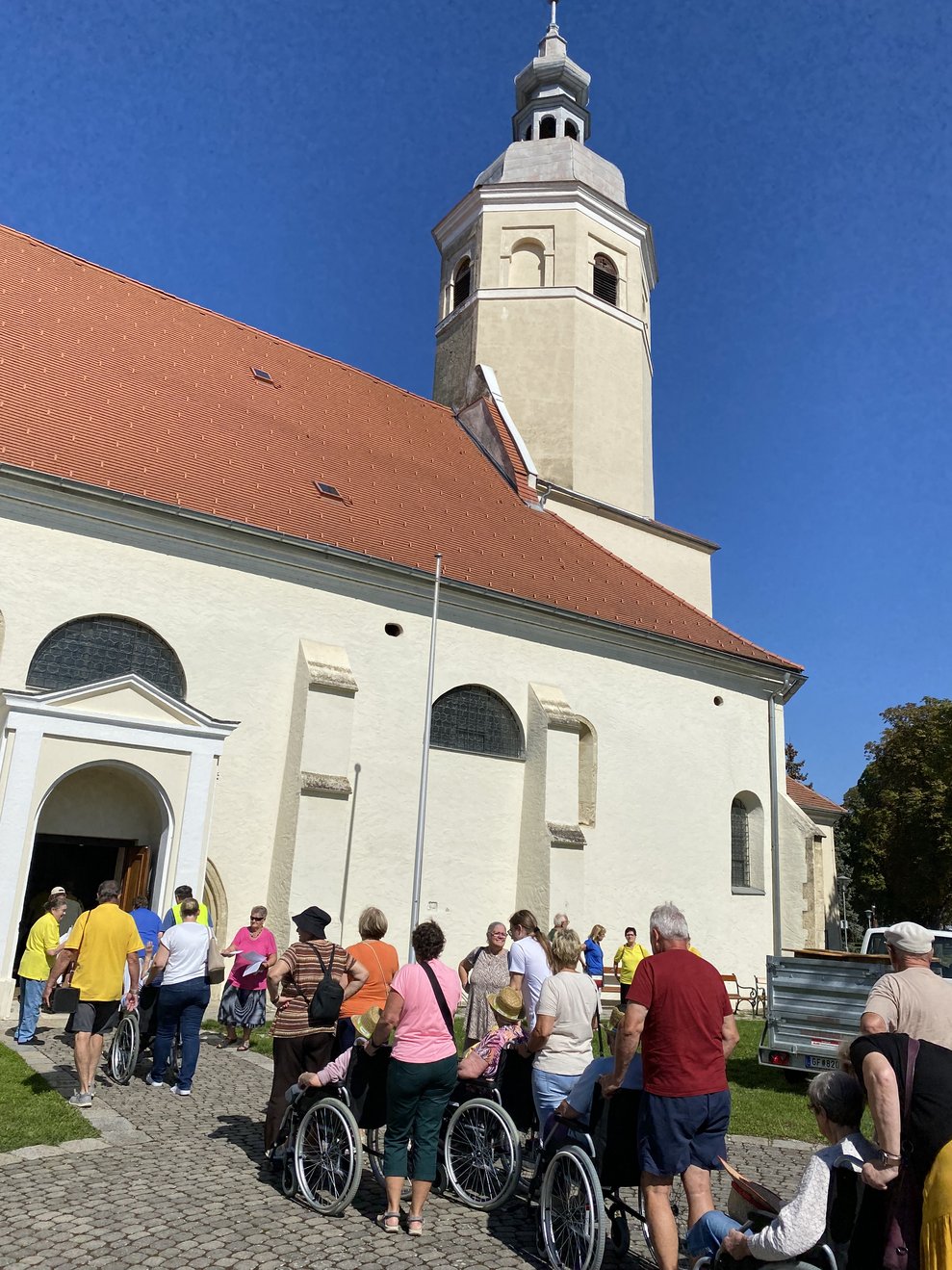 Einzug in Kirche