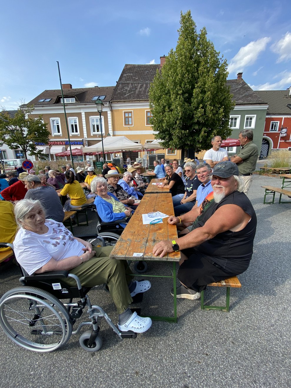 ...am Straßenfest.