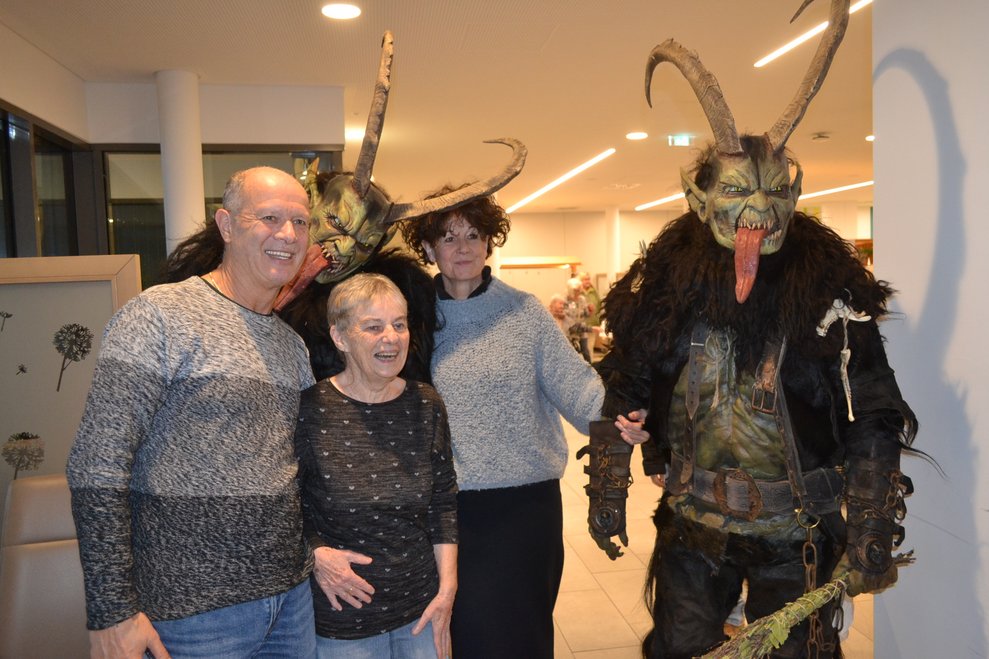 Adventmarkt & Krampuslauf mit Mantus Pass (21.11.25)