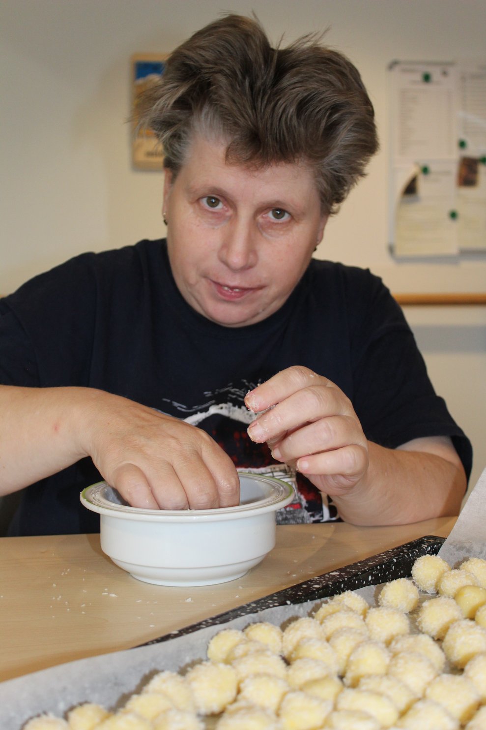 Weihnachtskekse backen