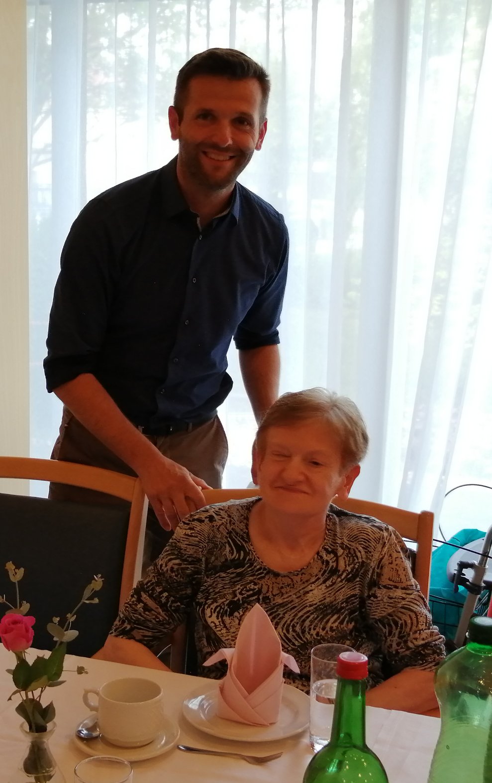 Jubilarin mit Direktor