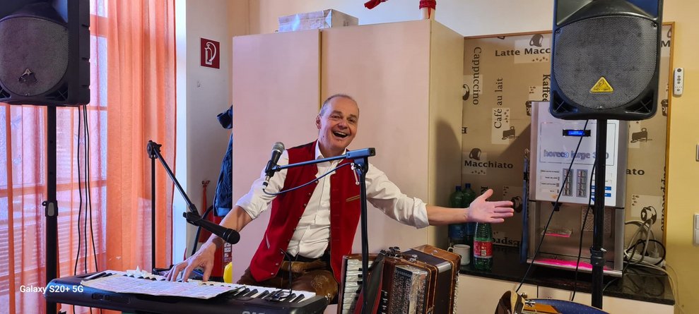 Alleinunterhalter
