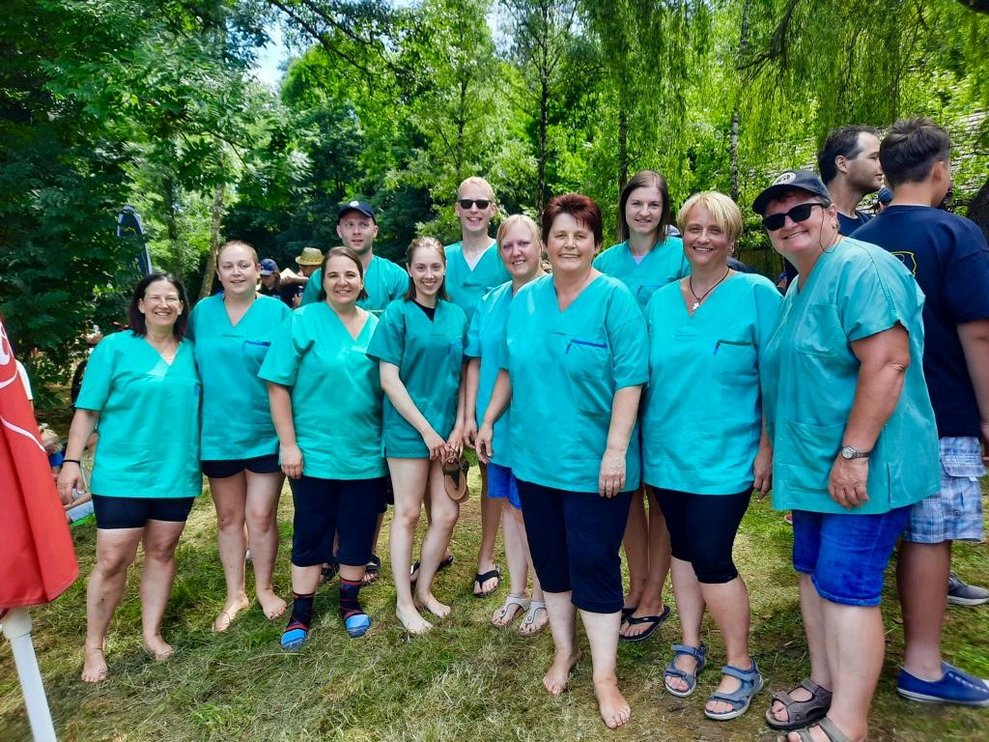 Gruppenfoto von den Mitarbeiter/innen aus Raabs und Eggenburg 