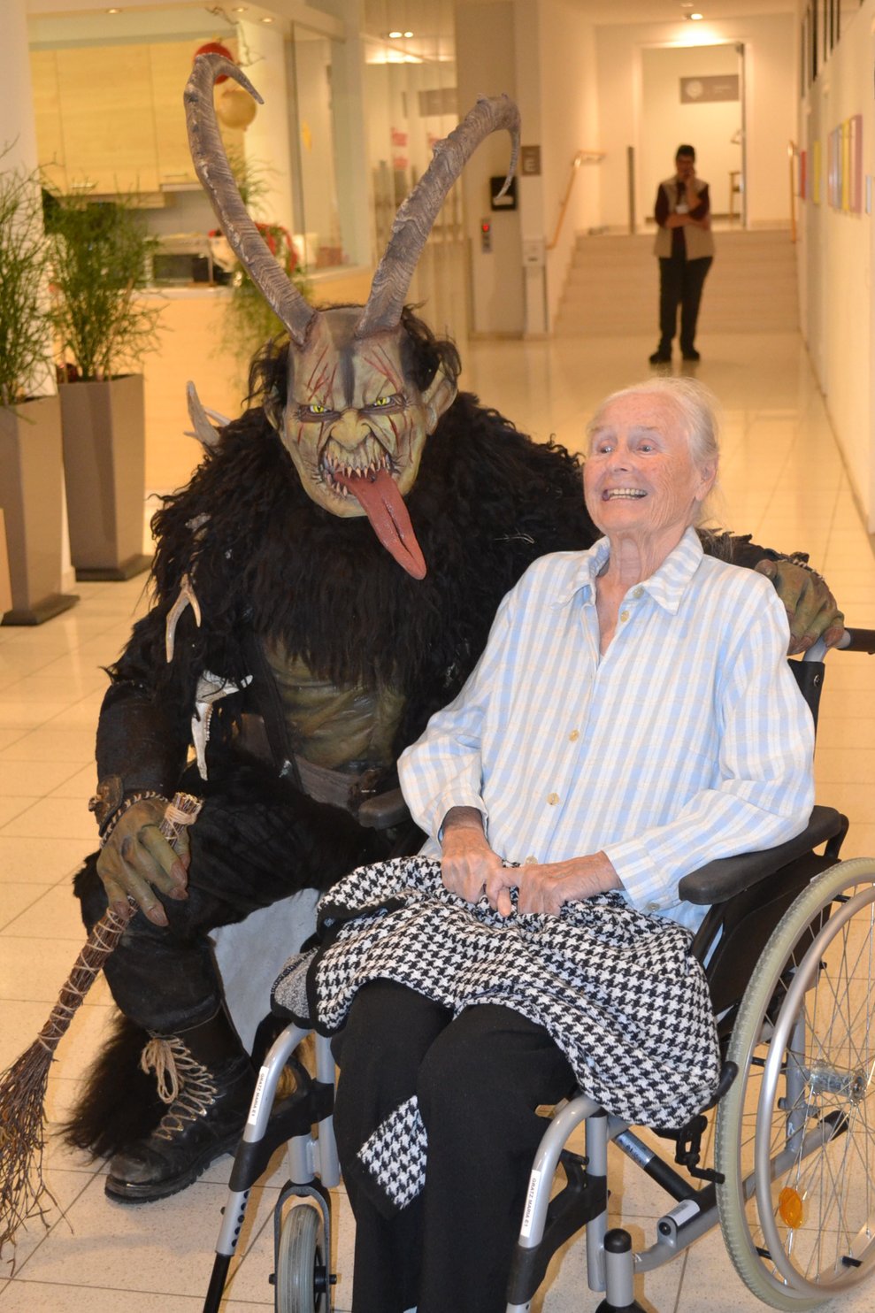 Adventmarkt & Krampuslauf mit Mantus Pass (21.11.25)