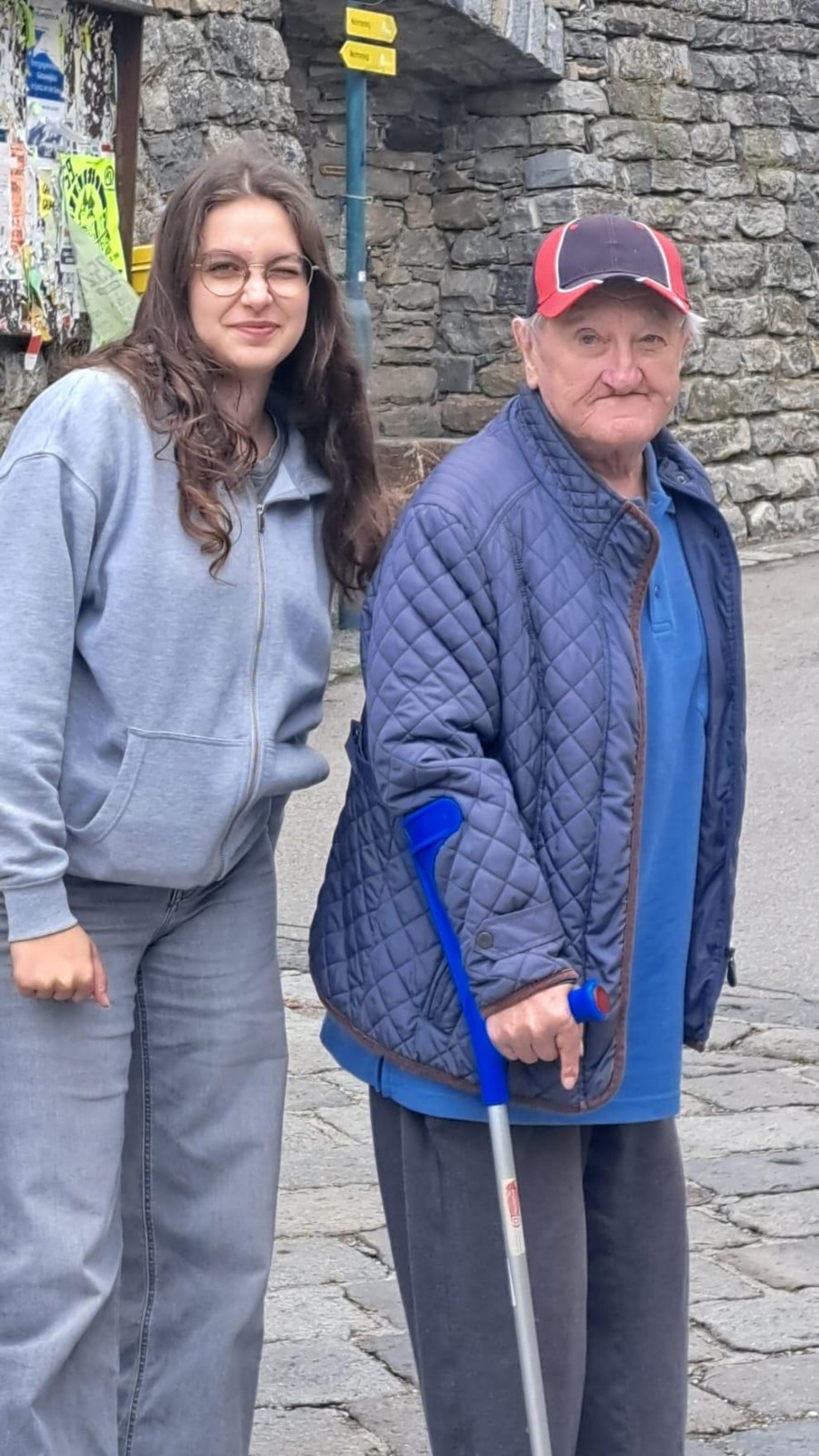 Eine Frau und ein Mann.