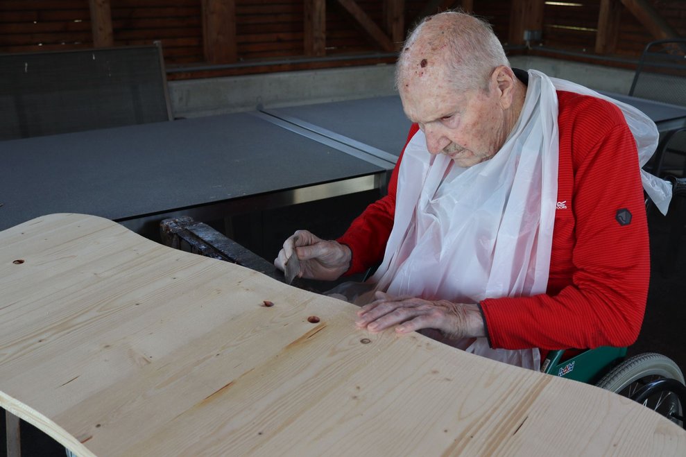 Gartenbänke selber bauen