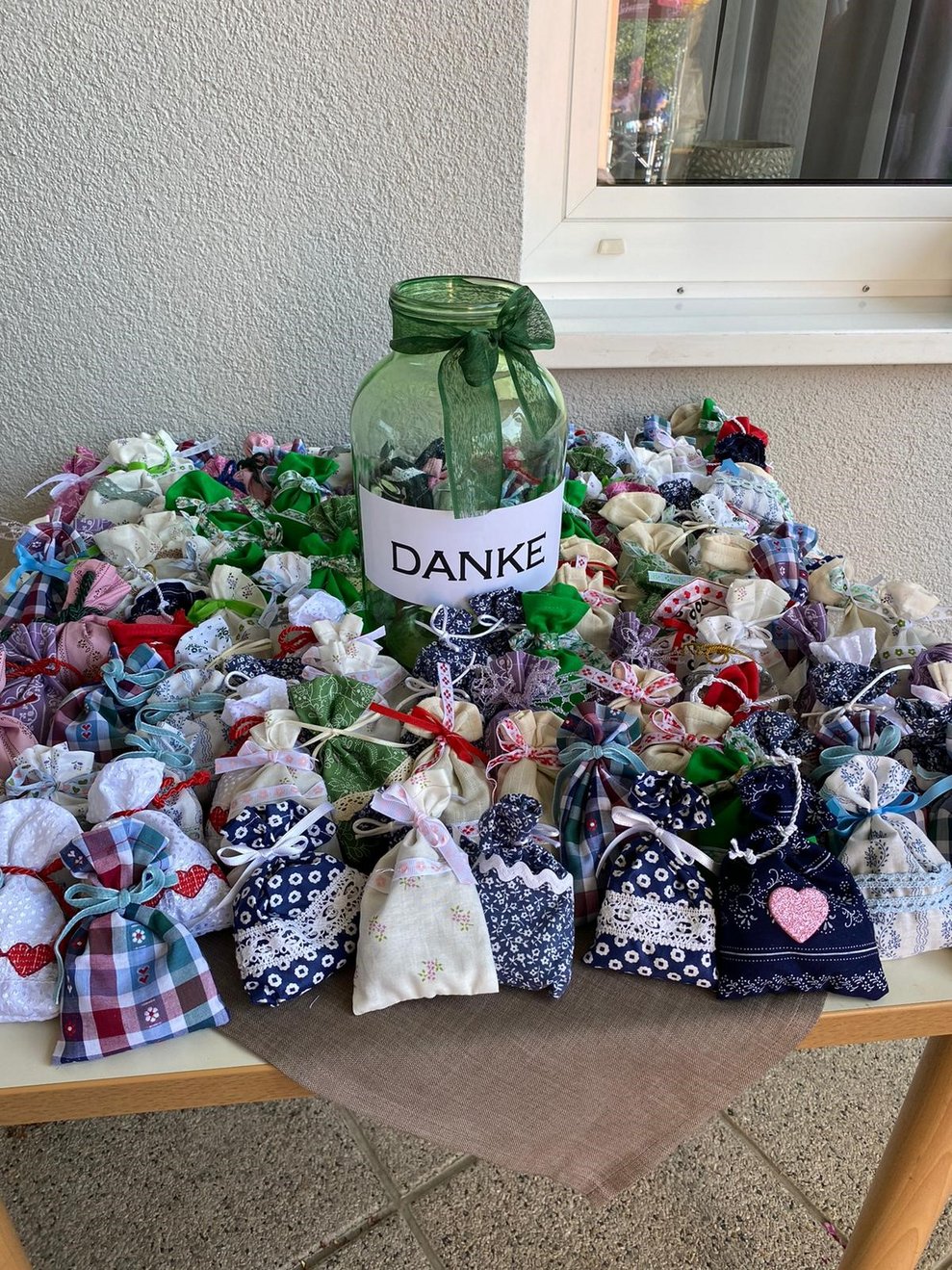 jede Menge Lavendel Säckchen
