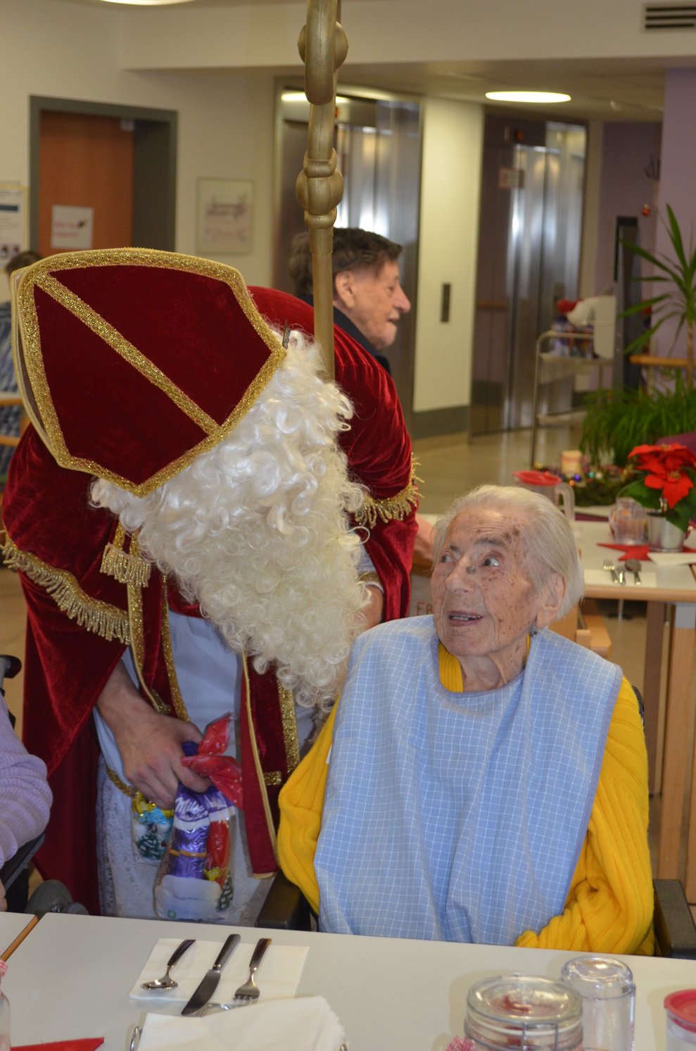 Der Nikolaus hört zu