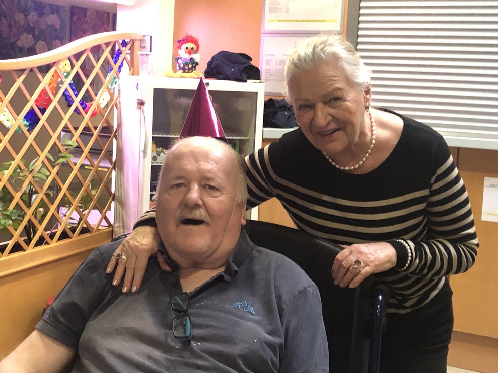 Ein Mann und eine Frau. 
