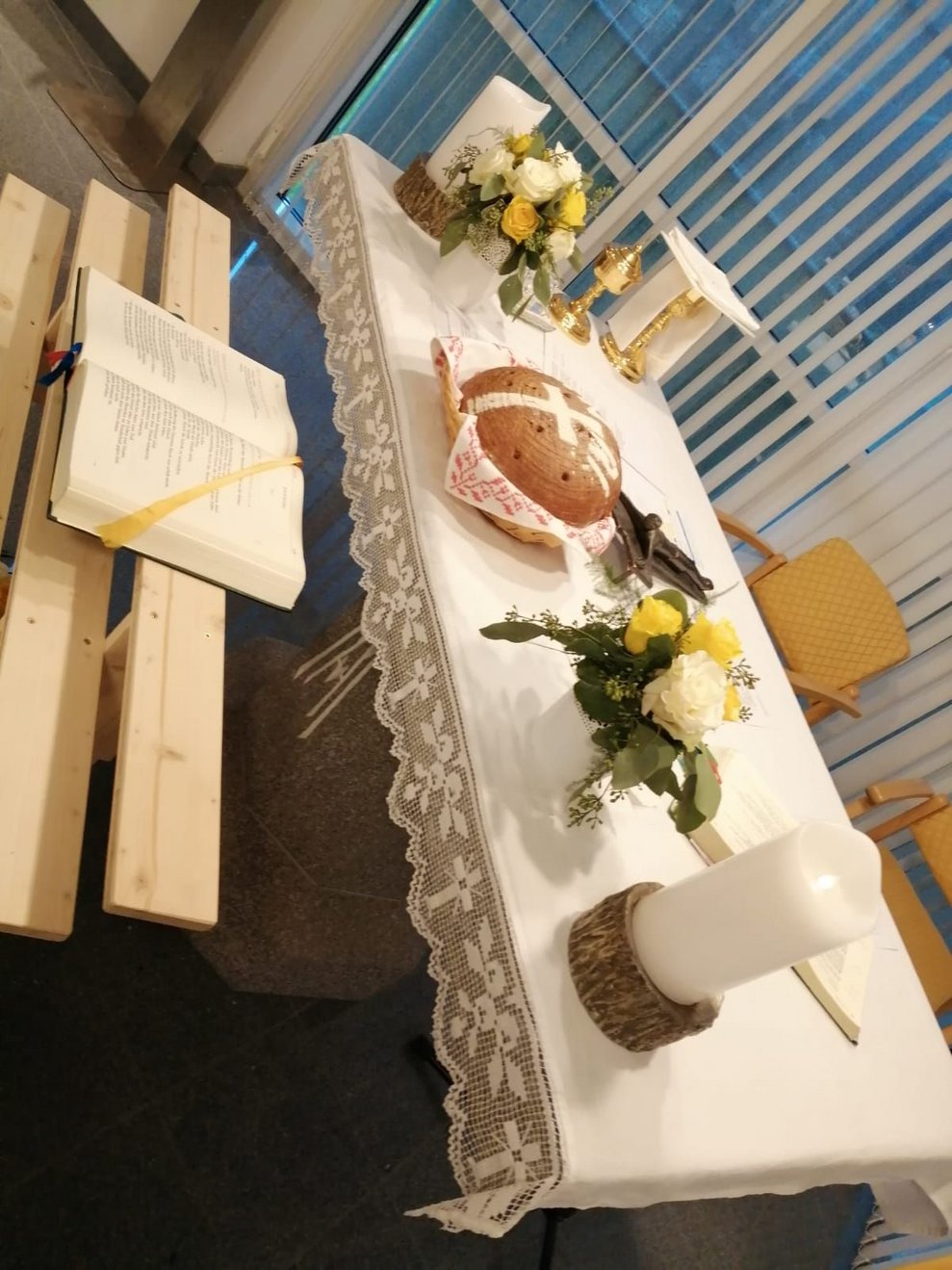 geschmückte Altar 